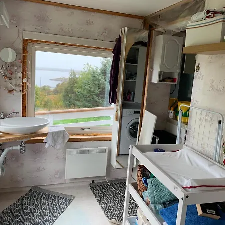 Liten Koselig Hytte Ved Atlanterhavet Casa vacanze Karvåg